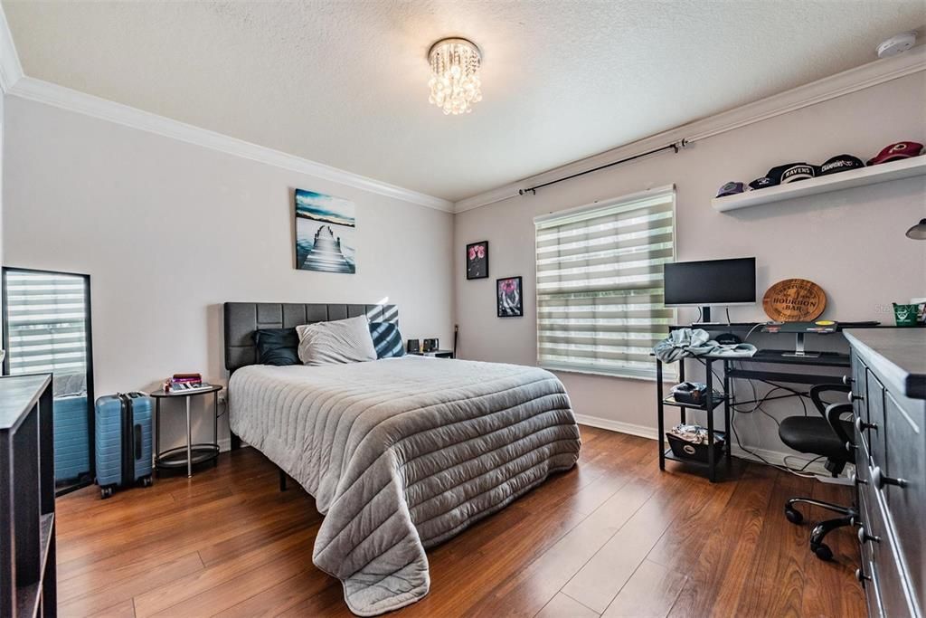 Upstairs guest bedroom