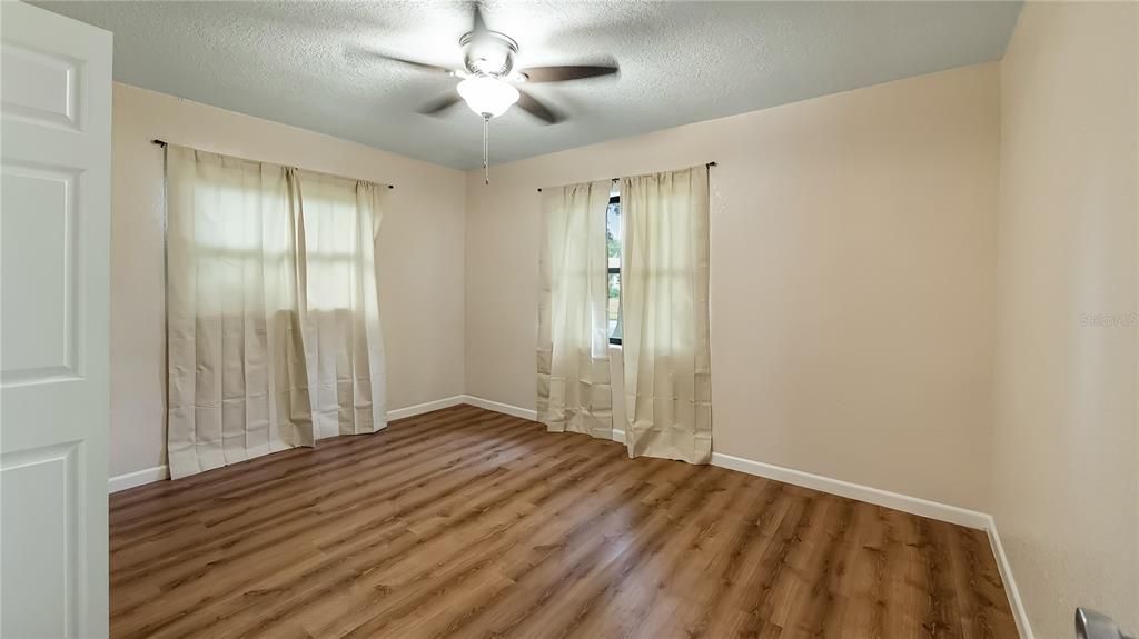 For Rent: $2,500 (3 beds, 2 baths, 1757 Square Feet)