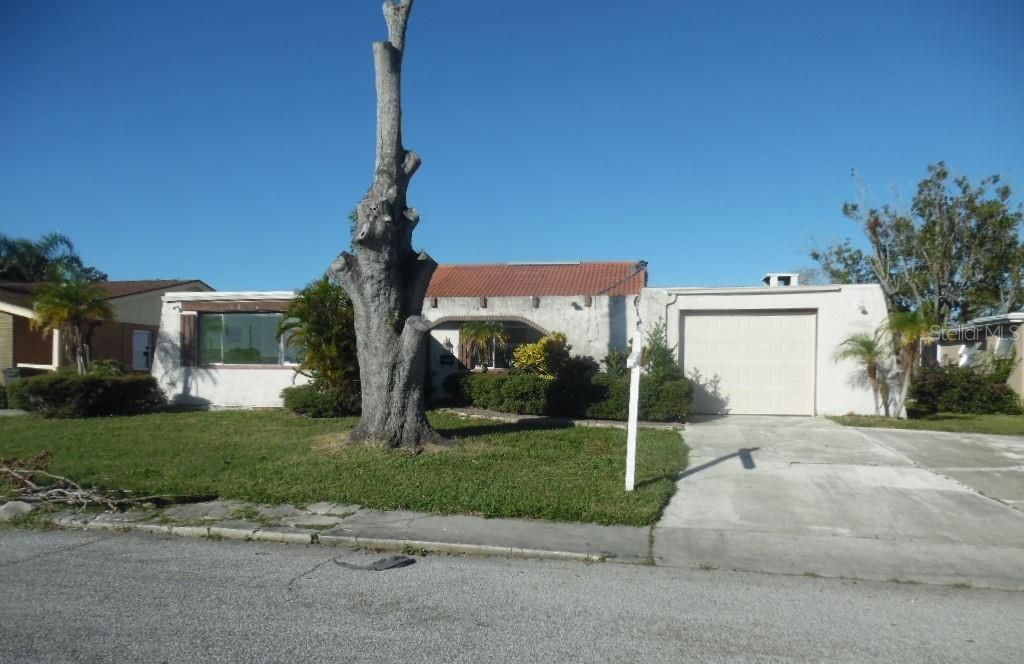 For Sale: $237,500 (3 beds, 1 baths, 1436 Square Feet)