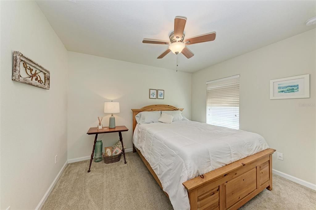 For Sale: $365,000 (3 beds, 2 baths, 1465 Square Feet)