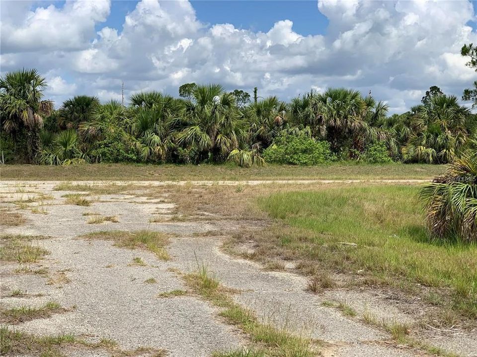 For Sale: $17,000 (0.21 acres)