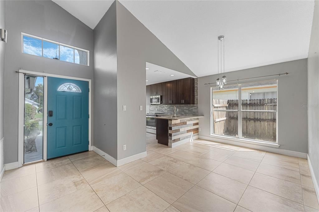 For Sale: $374,000 (4 beds, 2 baths, 1392 Square Feet)