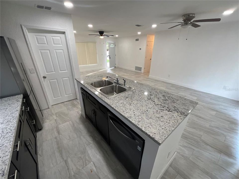 For Sale: $369,995 (4 beds, 2 baths, 1350 Square Feet)