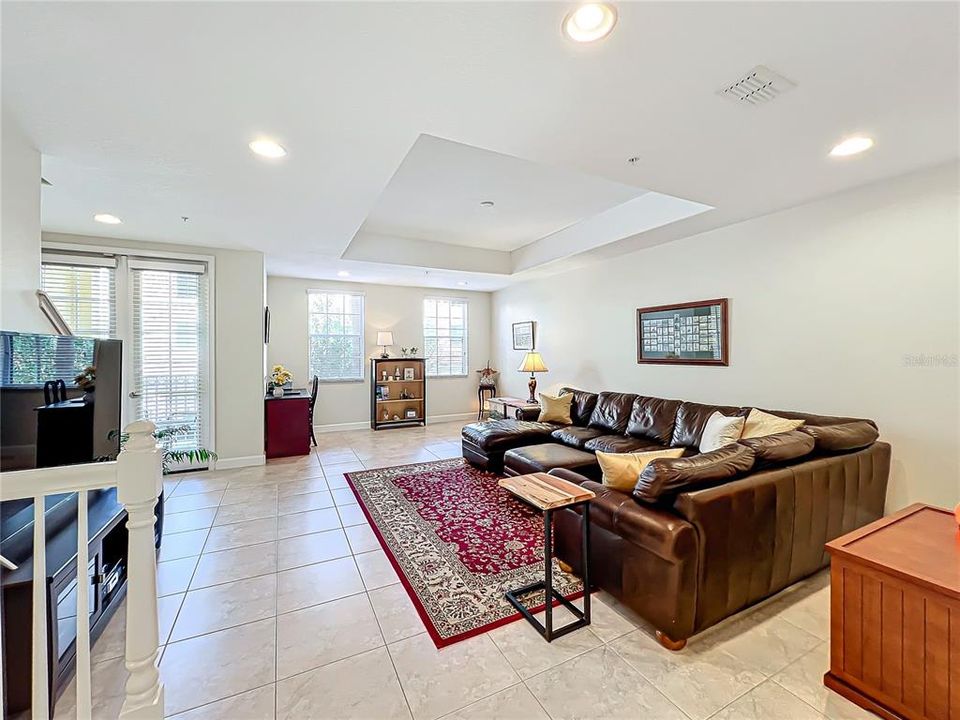 For Sale: $449,000 (3 beds, 3 baths, 2295 Square Feet)