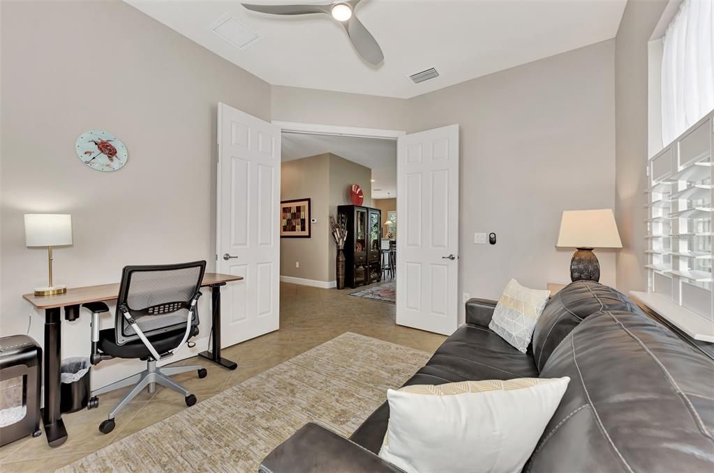 Active With Contract: $348,900 (2 beds, 2 baths, 1557 Square Feet)