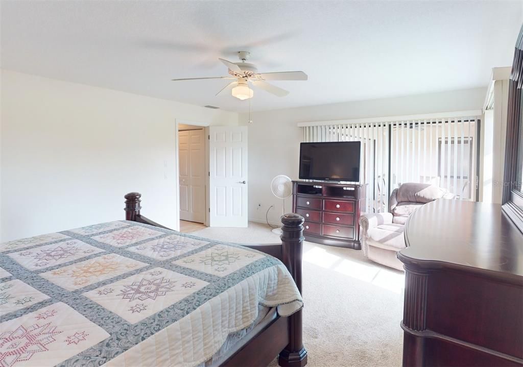 For Sale: $279,500 (2 beds, 2 baths, 2176 Square Feet)