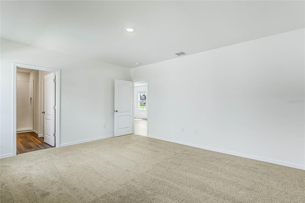 For Sale: $382,990 (3 beds, 2 baths, 1571 Square Feet)