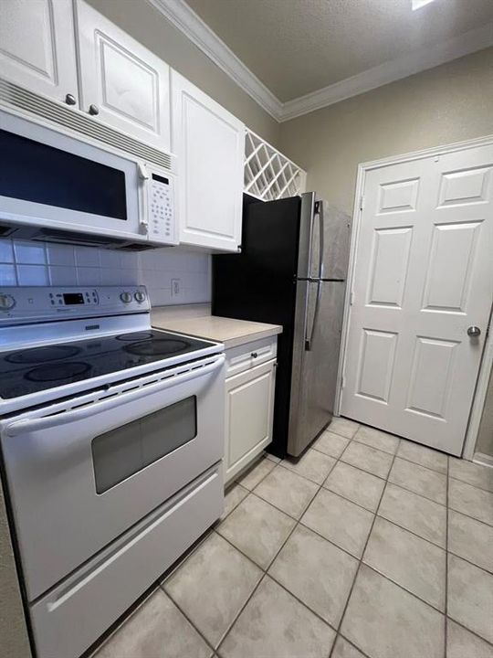 For Rent: $1,500 (1 beds, 1 baths, 660 Square Feet)