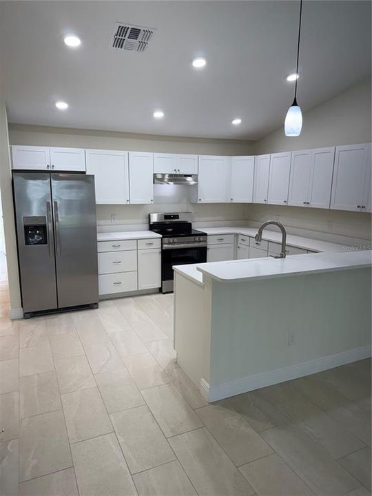 For Rent: $1,995 (3 beds, 2 baths, 1299 Square Feet)