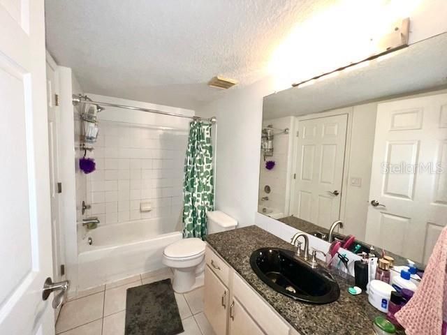 For Rent: $1,450 (1 beds, 1 baths, 750 Square Feet)