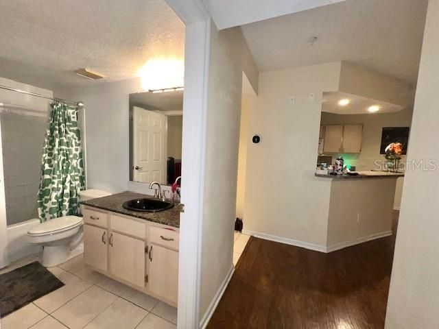 For Rent: $1,450 (1 beds, 1 baths, 750 Square Feet)