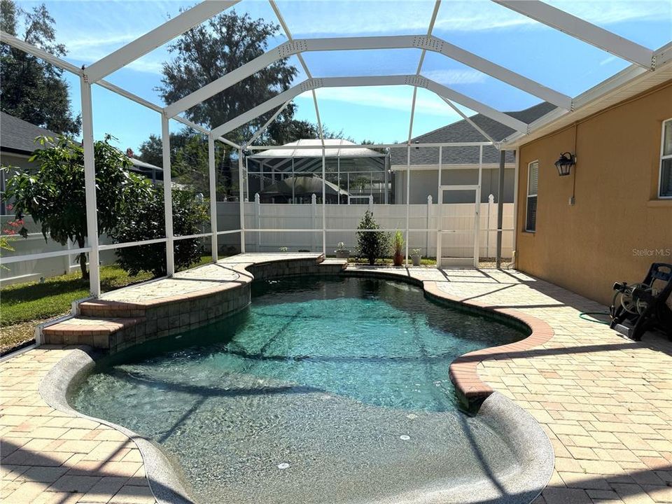 Pool with Beach Entry