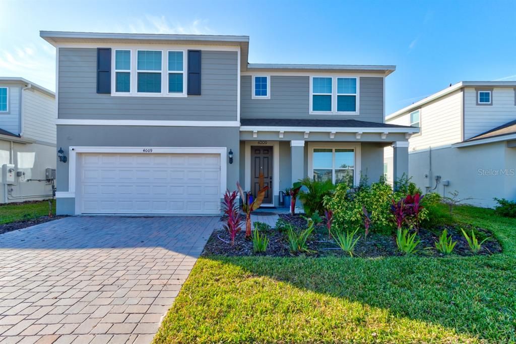 For Sale: $579,900 (4 beds, 2 baths, 2847 Square Feet)