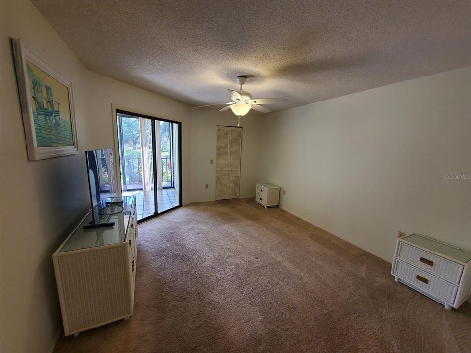 For Sale: $289,990 (2 beds, 2 baths, 1557 Square Feet)