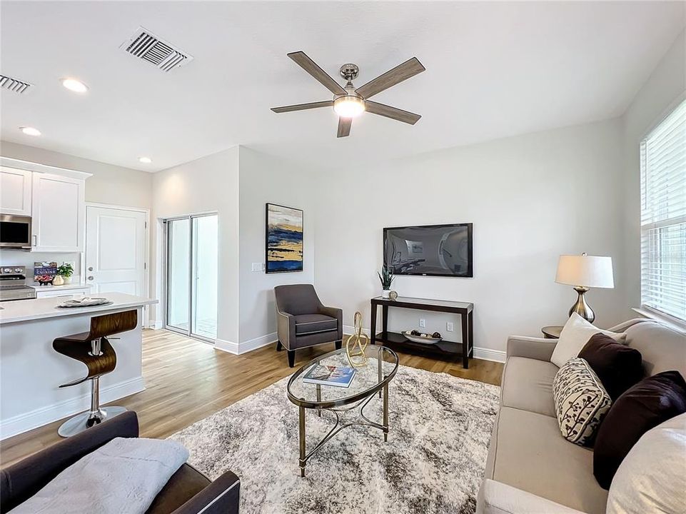 For Sale: $499,900 (3 beds, 2 baths, 2074 Square Feet)