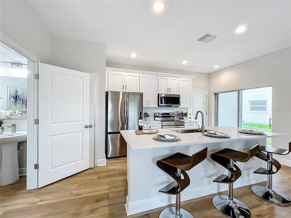 For Sale: $499,900 (3 beds, 2 baths, 2074 Square Feet)