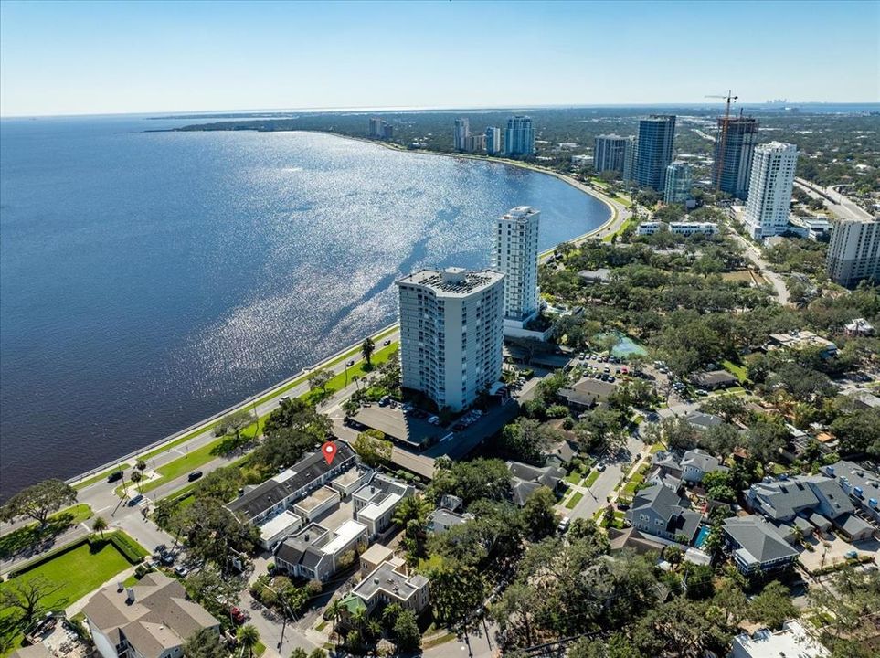 For Sale: $1,350,000 (2 beds, 2 baths, 2222 Square Feet)