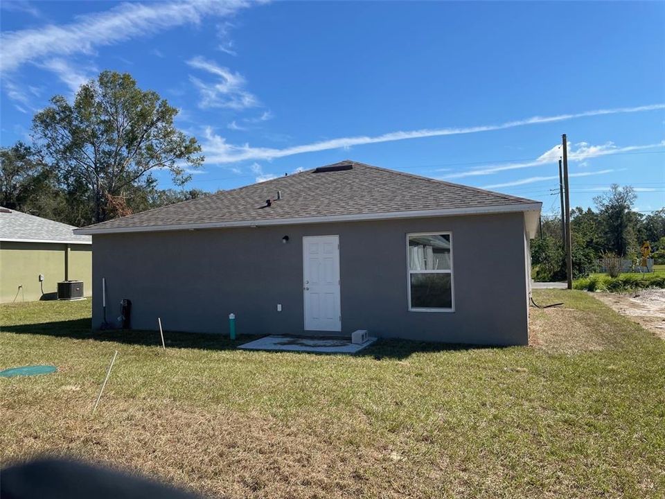 Active With Contract: $279,000 (3 beds, 2 baths, 1173 Square Feet)