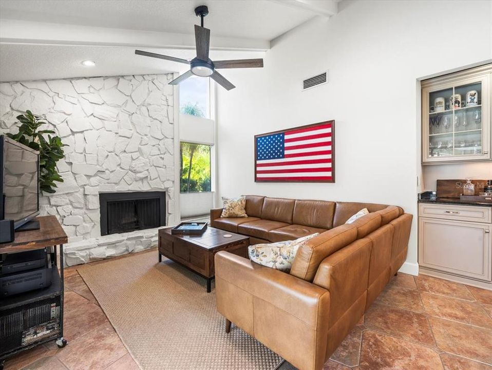 Active With Contract: $785,000 (4 beds, 2 baths, 2436 Square Feet)