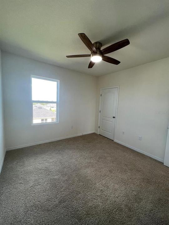 For Rent: $3,000 (5 beds, 3 baths, 2696 Square Feet)