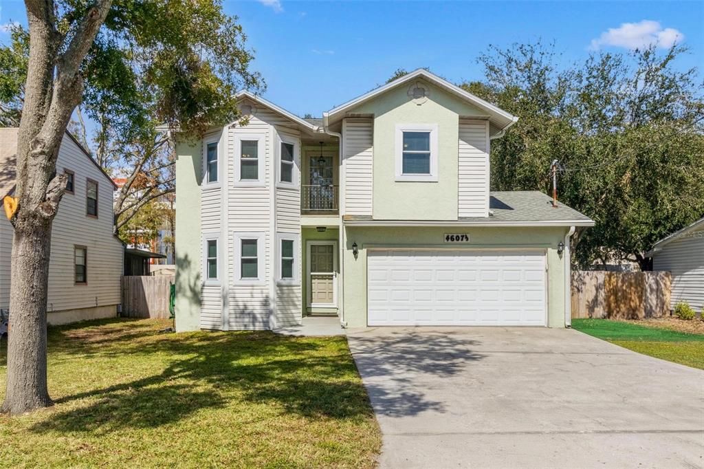 For Sale: $560,000 (3 beds, 2 baths, 2043 Square Feet)