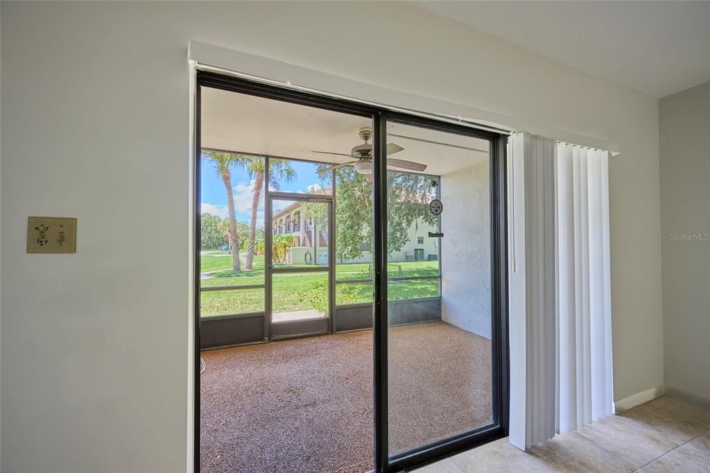 Triple sliding doors to the lanai