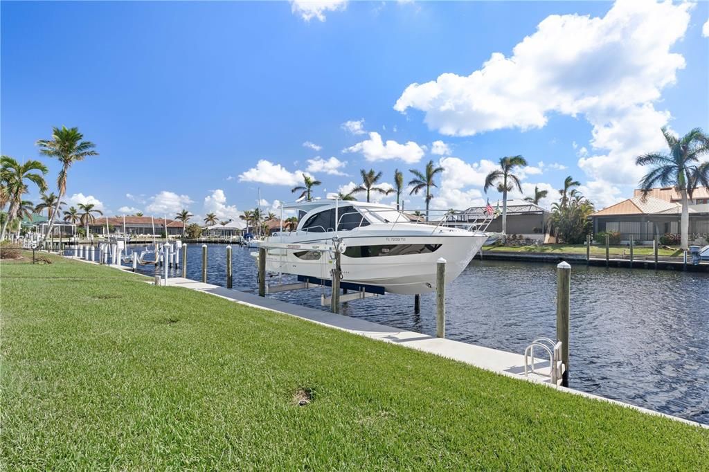 For Sale: $995,000 (3 beds, 2 baths, 2284 Square Feet)