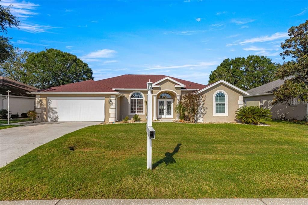 For Sale: $395,000 (3 beds, 2 baths, 1838 Square Feet)