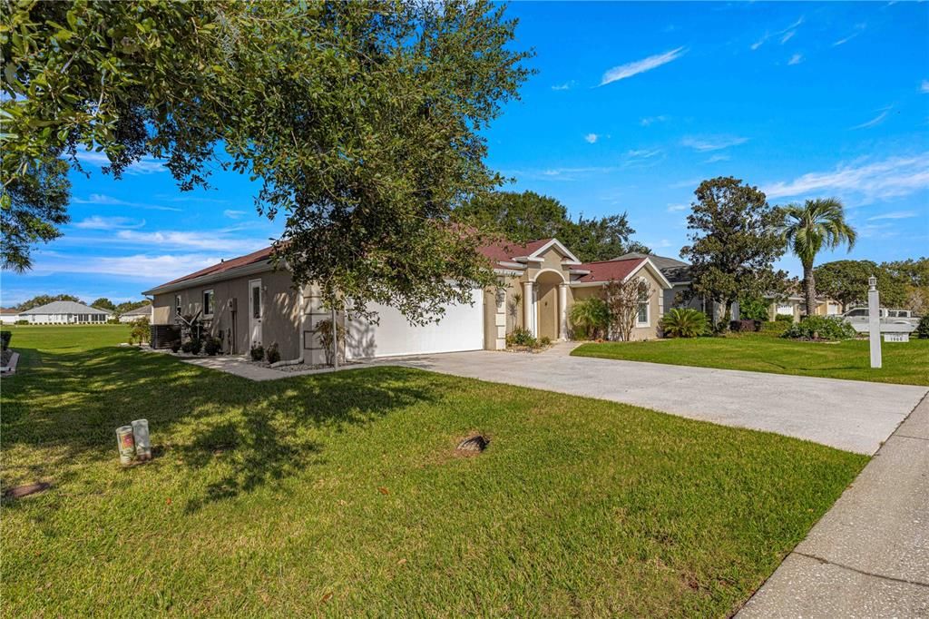 For Sale: $395,000 (3 beds, 2 baths, 1838 Square Feet)