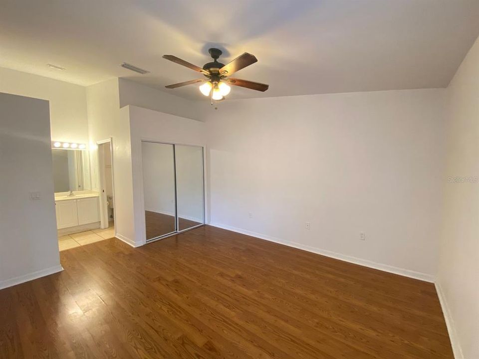 For Sale: $250,000 (3 beds, 2 baths, 1202 Square Feet)