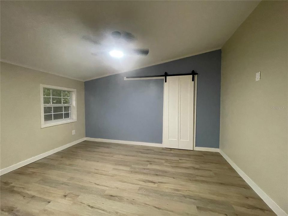 For Sale: $214,900 (3 beds, 2 baths, 1307 Square Feet)