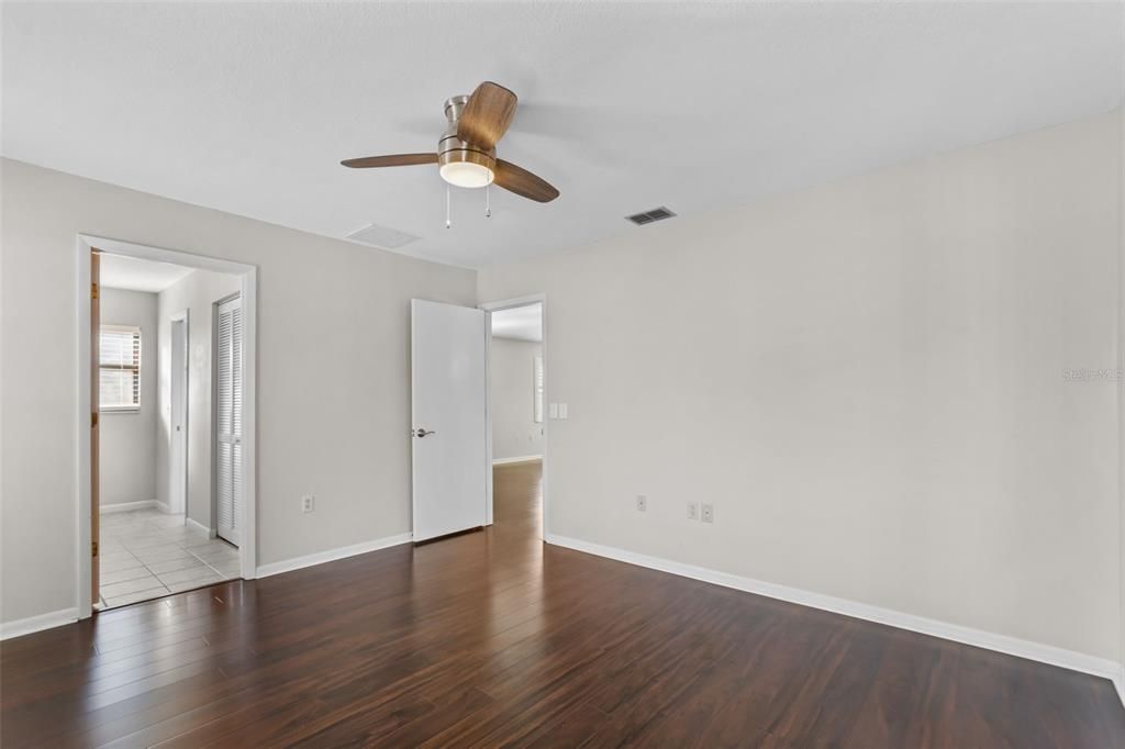 Active With Contract: $295,000 (2 beds, 2 baths, 1523 Square Feet)