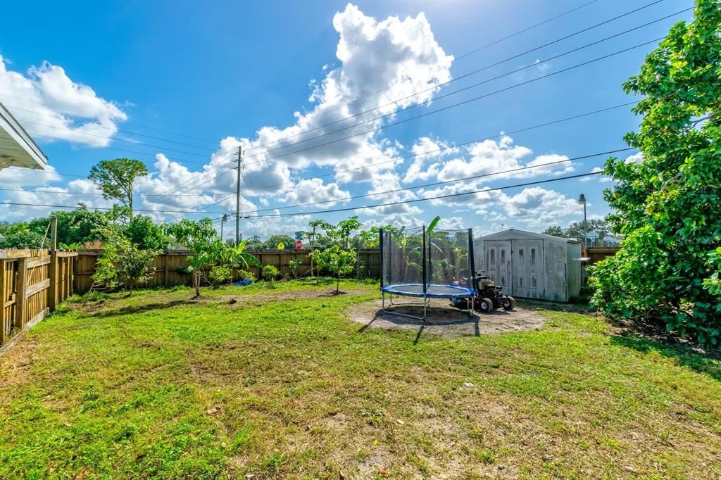 For Sale: $365,000 (3 beds, 2 baths, 1713 Square Feet)