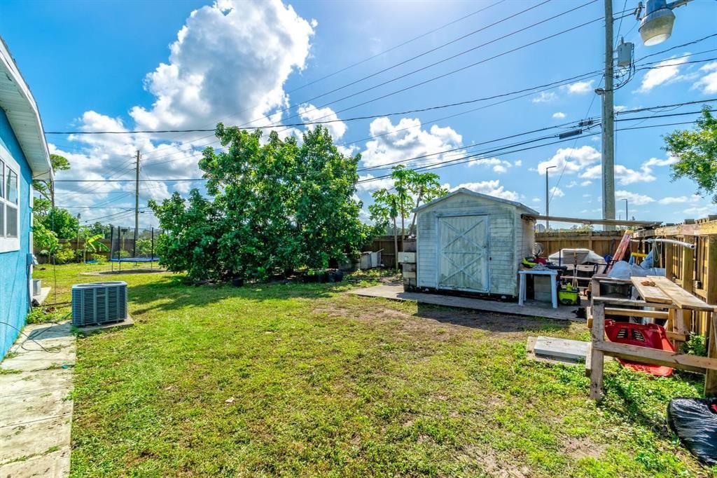 For Sale: $365,000 (3 beds, 2 baths, 1713 Square Feet)