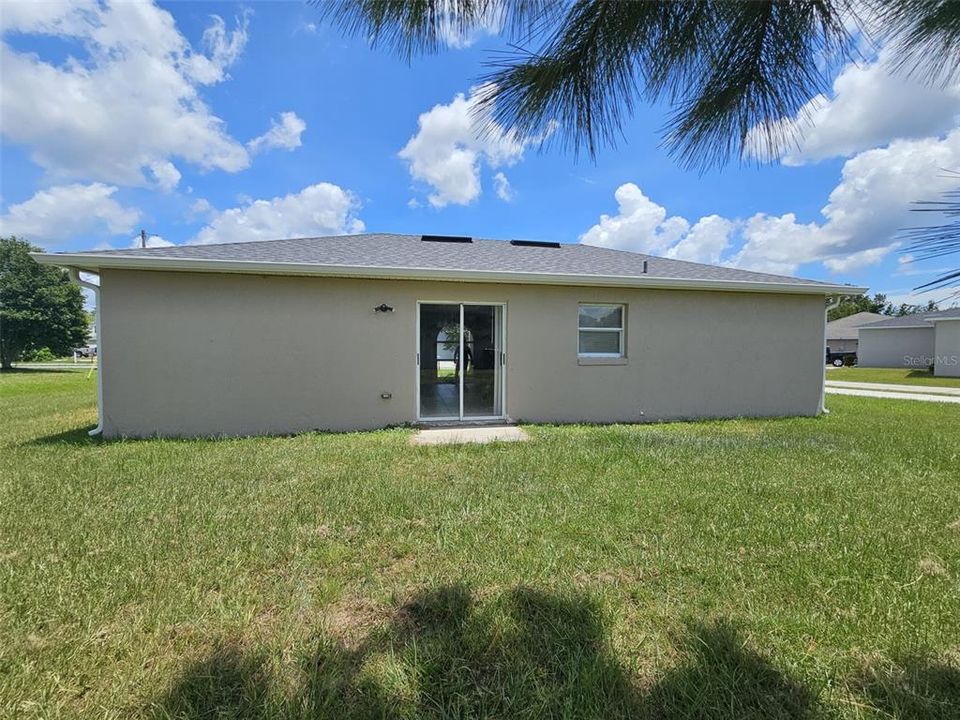 For Sale: $259,990 (3 beds, 2 baths, 1000 Square Feet)