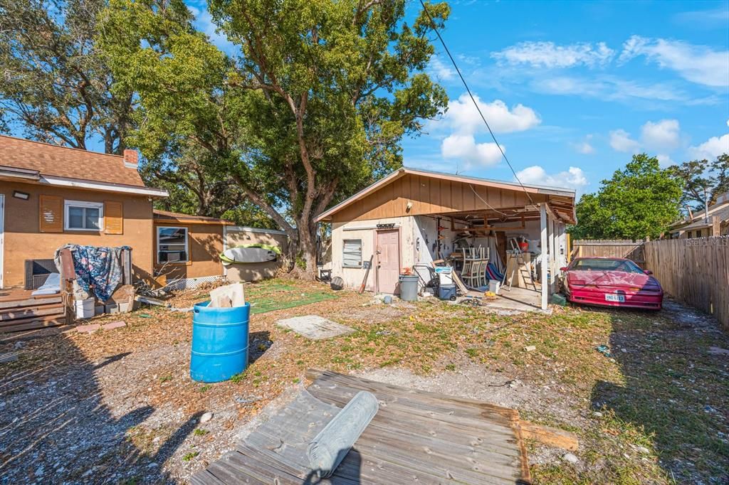 For Sale: $325,000 (3 beds, 2 baths, 1324 Square Feet)