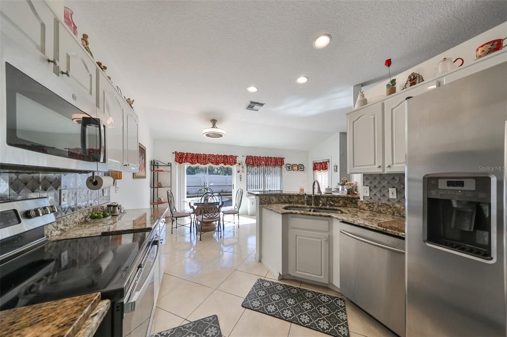 For Sale: $464,900 (3 beds, 2 baths, 1872 Square Feet)