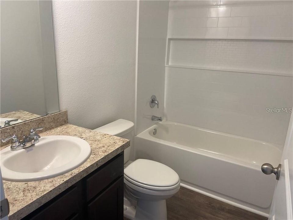 For Rent: $2,600 (4 beds, 2 baths, 1800 Square Feet)