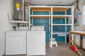 Active With Contract: $284,900 (2 beds, 1 baths, 816 Square Feet)