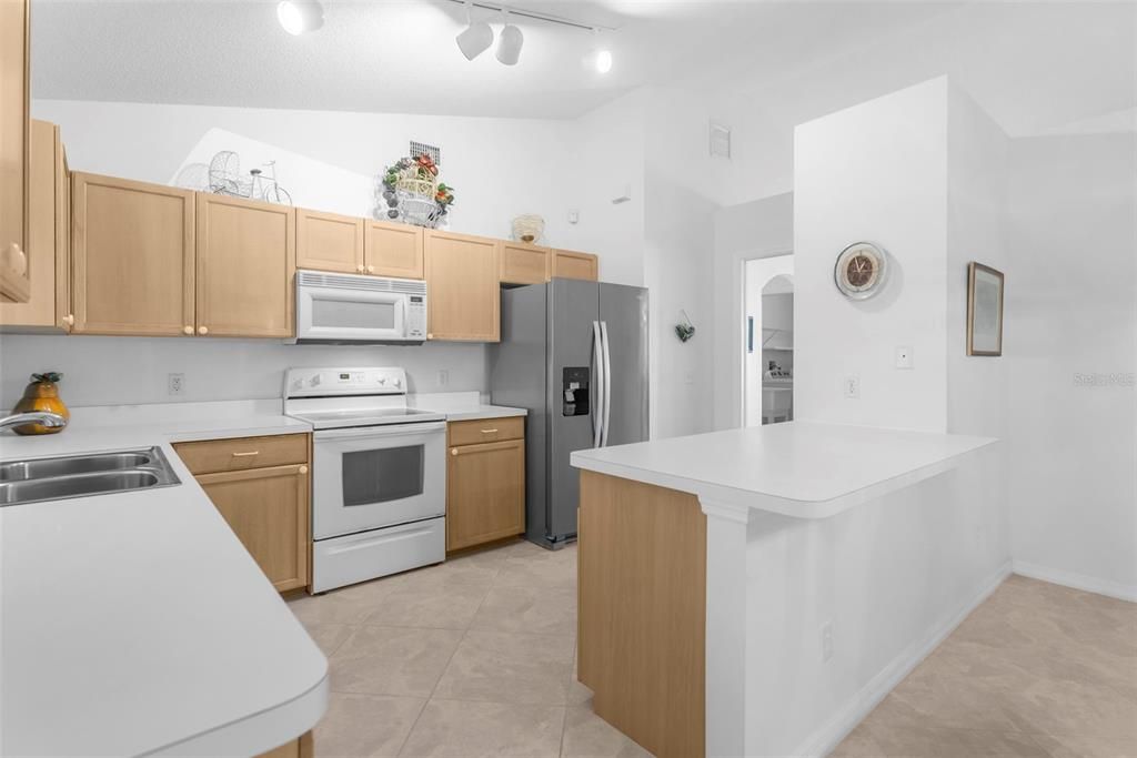 For Sale: $419,900 (3 beds, 2 baths, 1675 Square Feet)