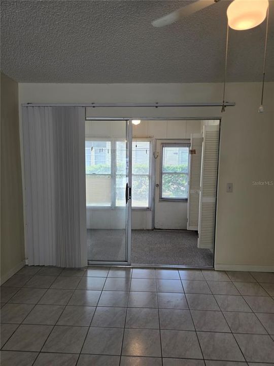 For Sale: $142,000 (2 beds, 2 baths, 865 Square Feet)