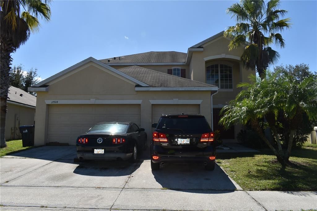 For Sale: $500,000 (3 beds, 2 baths, 2601 Square Feet)