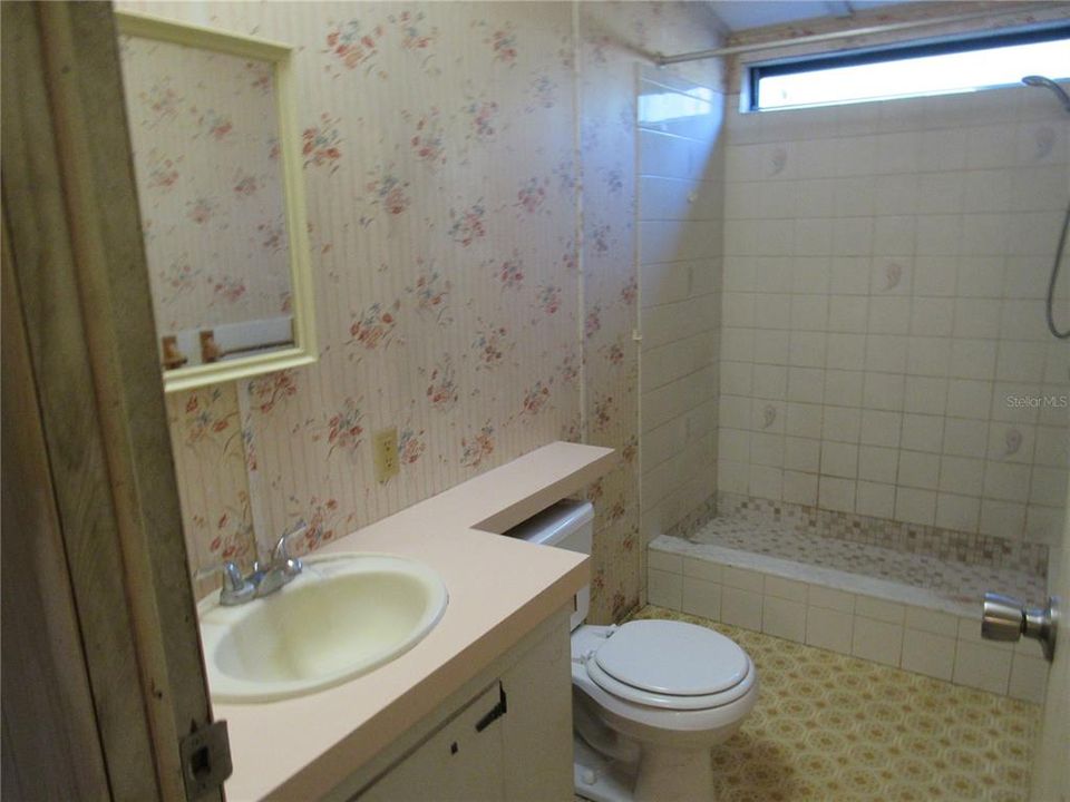 For Sale: $110,000 (3 beds, 2 baths, 1200 Square Feet)