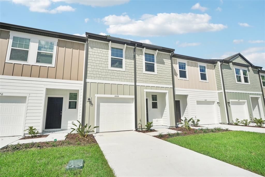 For Sale: $293,990 (2 beds, 2 baths, 1387 Square Feet)