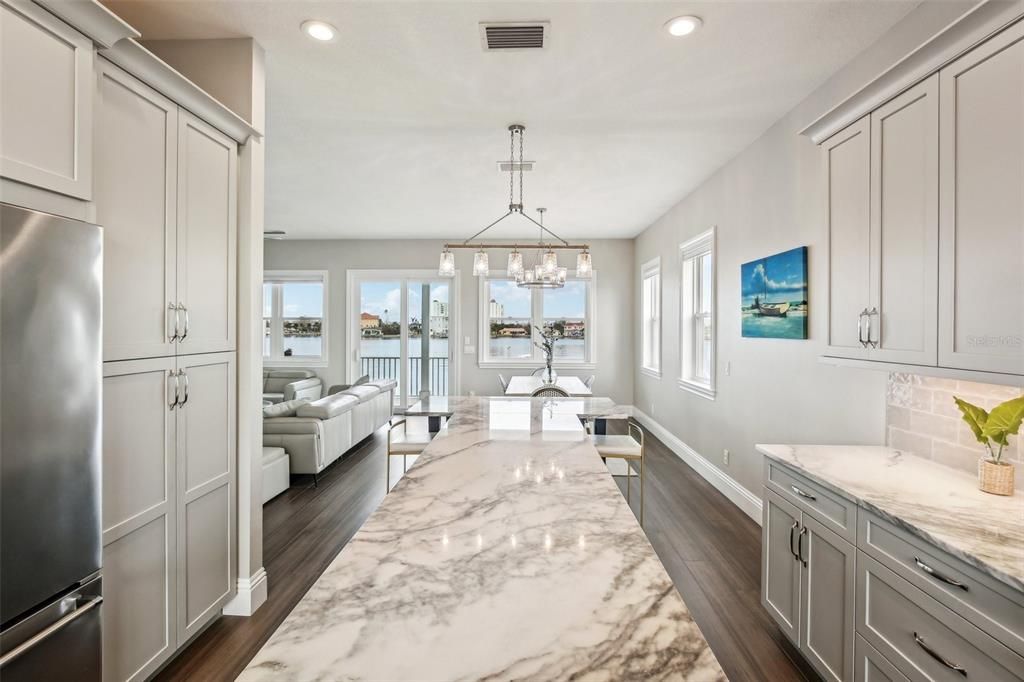 For Sale: $2,990,000 (5 beds, 4 baths, 3028 Square Feet)