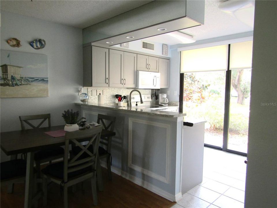 For Rent: $3,800 (2 beds, 2 baths, 1024 Square Feet)