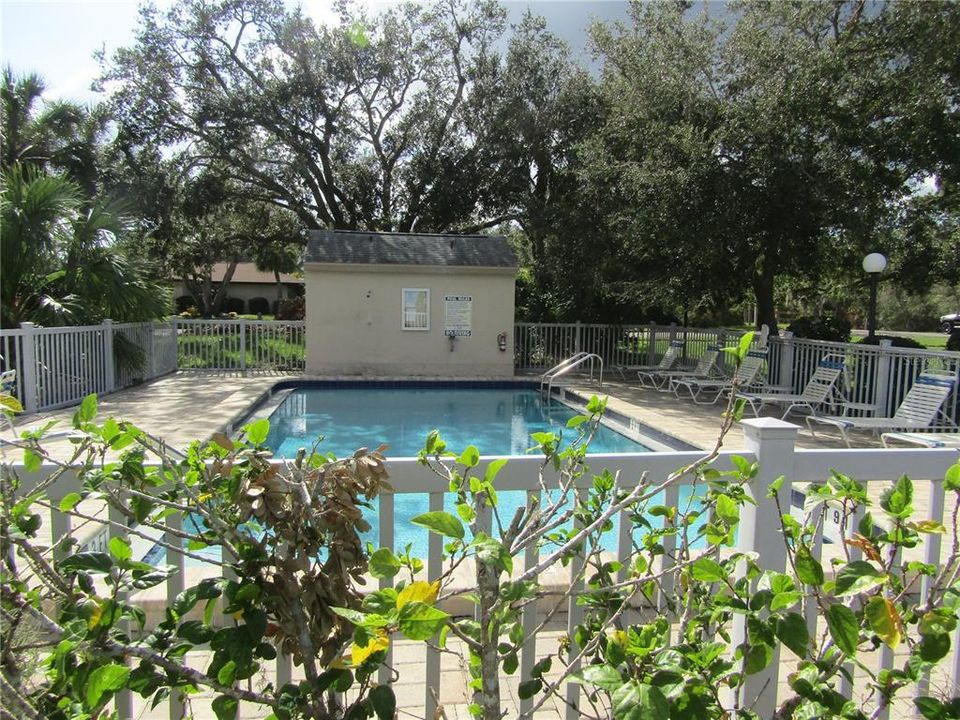 For Rent: $3,800 (2 beds, 2 baths, 1024 Square Feet)