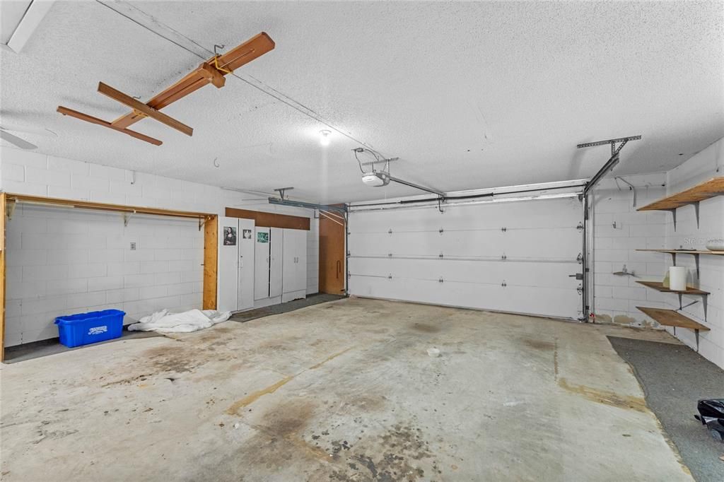 Garaged/Laundry Area