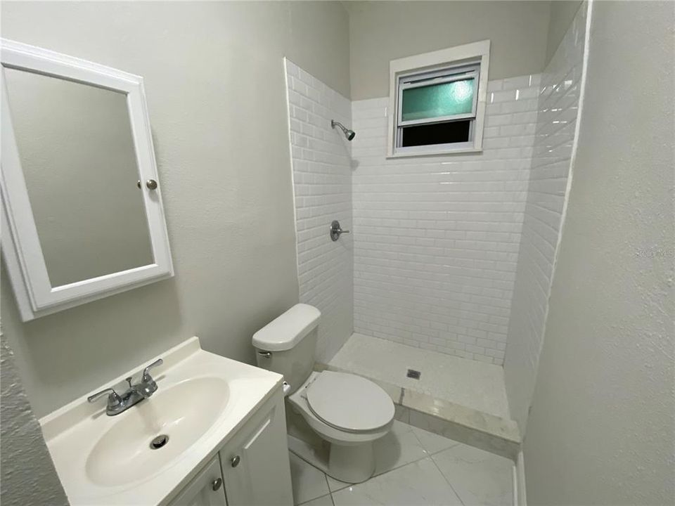 3511 unit A - bathroom