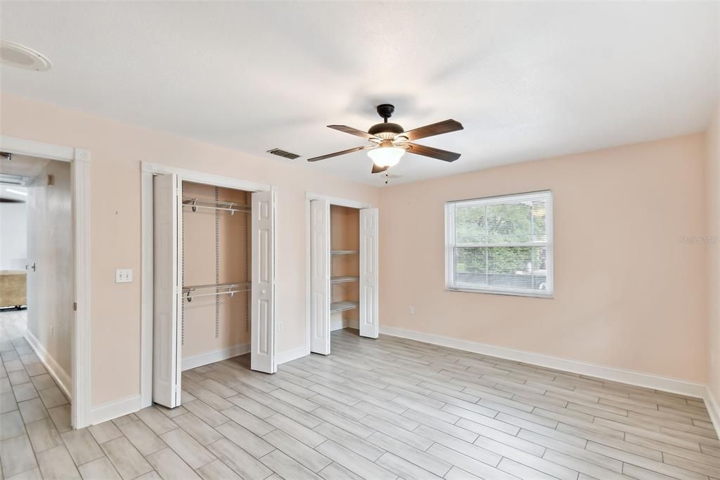 For Sale: $639,900 (3 beds, 2 baths, 1887 Square Feet)